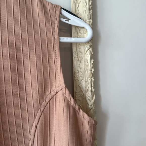 CLIENTELLE | Vintage Tan Sleeveless Button Up Blouse Top - Picture 9 of 13